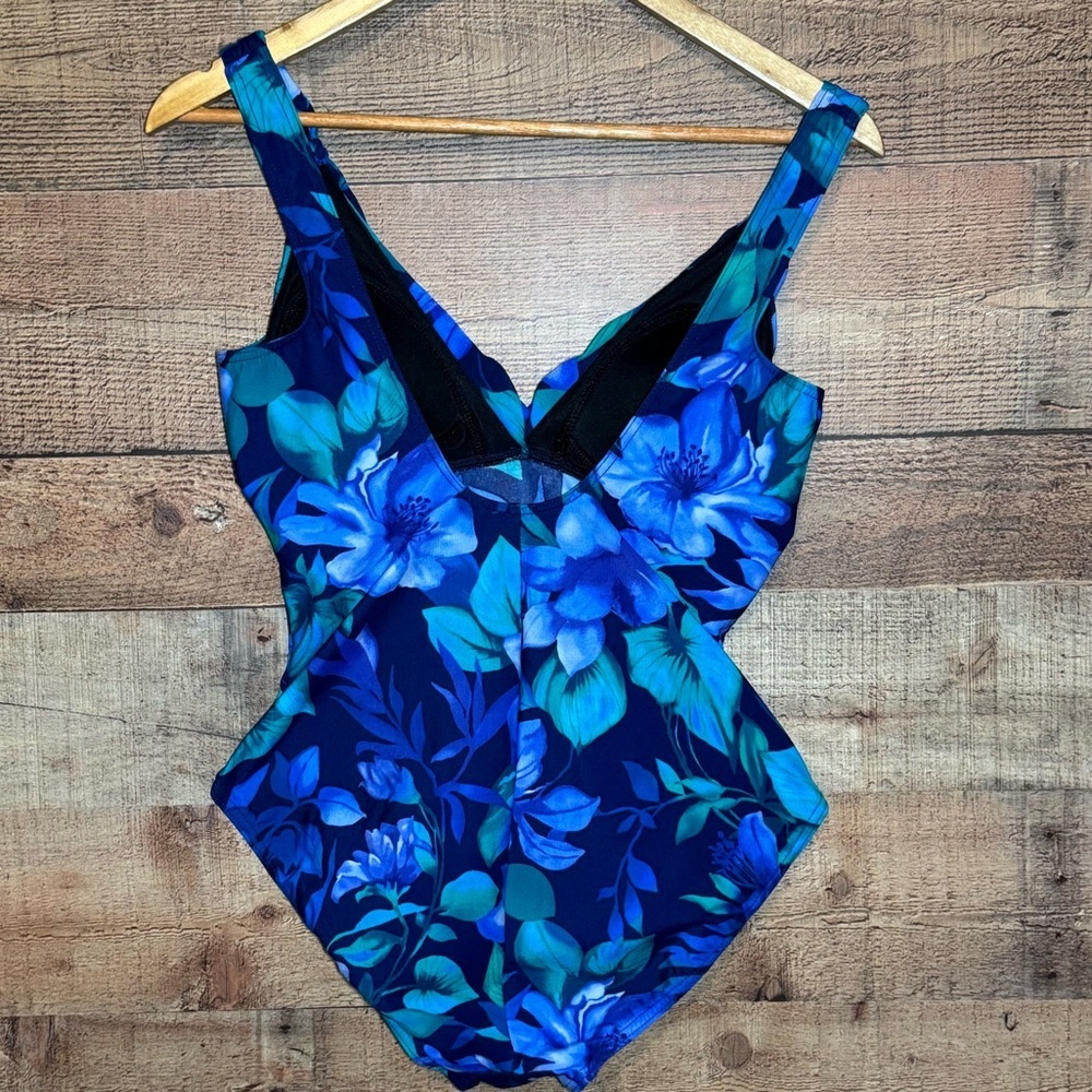 MIRACLESUIT Pandora Tropical Blue Floral One Piece Swimsuit size 12 - Picture 3 of 13